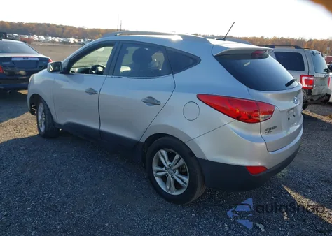2010 Hyundai Tucson Gls z USA, uszkodzony, nr VIN KM8JU3AC0AU018183